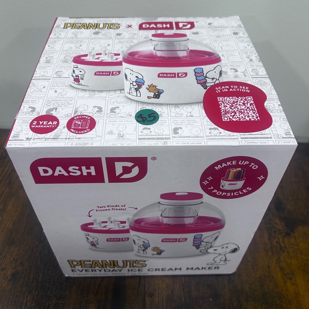 Peanuts x Dash Everyday Ice Cream Maker Snoopy Woodstock DIC70001 White Pink